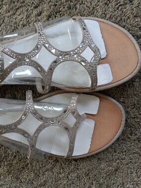 Chinese Laundry Sandals 9 NEW